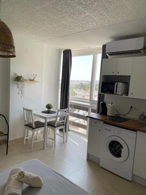 Estudio Con Hermosas Vistas Apartment Benalmadena